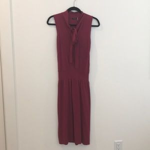 Knit midi dress with tie